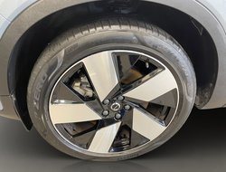 XC40 T4 Twin Engine PHEV Plus Dark Recharge AUT