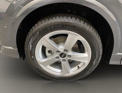 Q2 S-Line 35 1.5 TFSI S-line AHK AUT Kam. LED LM