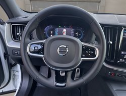XC60 B4 (Diesel)- R Design AHK AUT Kam. Navi LED