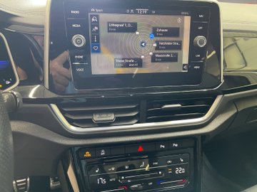 T-Roc 1.5 TSI R-Line Pano R-Line ACC AHK Kam. LM – Bild 13