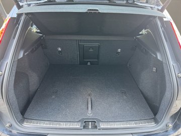 XC40 B4 Plus Bright ACC AUT Kam. – Bild 16