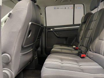 Touran 1.6 TDI Match Navi KlimaA. LM PDC SHZ – Bild 16