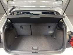 Polo VI 1.0 TSI Highline KlimaA. LM PDC SHZ