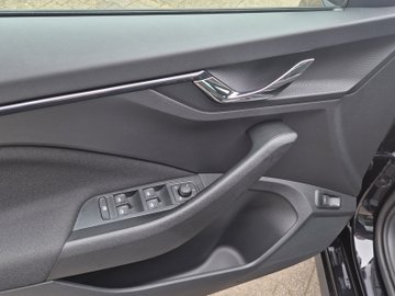Kamiq 1.5 TSI DSG Tour ACC AHK Kamera Navi Virt – Bild 9