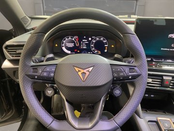 CUPRA Formentor VZ5 2.5 ACC AUT Navi Pano Virtual – Bild 11