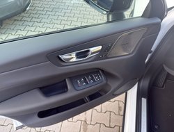 XC60 T8 Ultra Dark 21 PANO Head-up