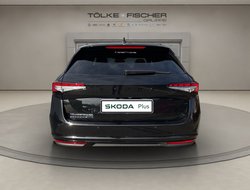 Superb Combi Sportline DCC Pano AHK Traveller