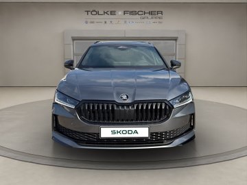 Superb Combi Sportline iV DCC Pano AHK Navi eHeck – Bild 3