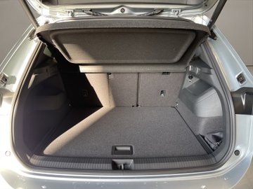 Tiguan R-Line 2.0 l TDI 4MOTION 7-Gang-DSG DCC – Bild 17