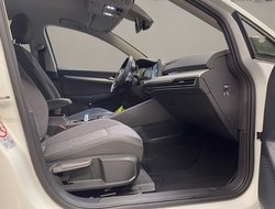 Golf VIII 1.5 eTSI Move ACC AUT Virtual DynLicht