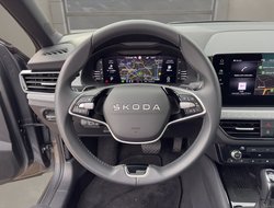 Kamiq 1.5 TSI Selection Pano ACC AHK AUT Navi LM