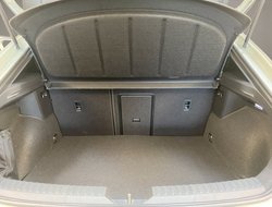 Leon 1.5 VZ Black Edition DCC ACC AUT Kam. LED