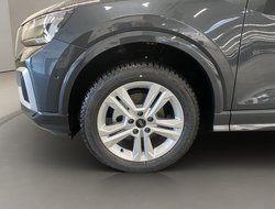 Q2 35 1.5 TFSI advanced ACC AHK AUT Kam. Navi LM