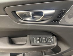 XC60 B4 (Diesel) Ultimate Dark ACC AHK AUT Kam.