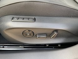 Superb Combi Sportline Navi DCC PANO AHK eHeck