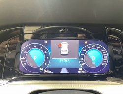 Golf VIII 1.0 eTSI Move AUT Virtual DynLicht LED