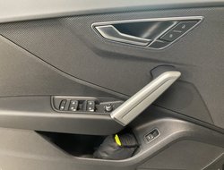 Q2 35 1.5 TFSI advanced ACC AHK AUT Kam. Navi LM