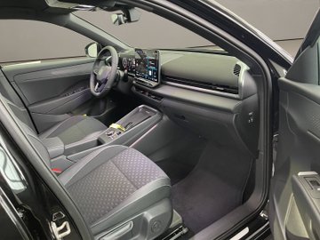 T-Roc R-Line 1.5 l eTSI OPF DSG R-Line IQLight – Bild 18
