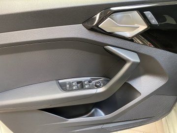 A1 Sportback 30 1.0 TFSI S-Line S-line ACC AUT – Bild 9