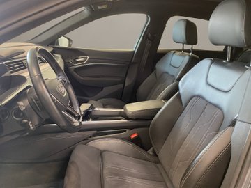 Q8 e-tron Sportback  50 quattro advanced Pano LM – Bild 8