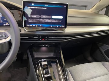 Golf Variant 2.0l TD AHK ACC Rückfahrkamara – Bild 14