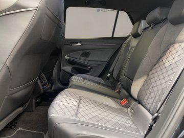 Golf VIII 1.5 eTSI R-Line R-Line IQLight ACC AHK – Bild 15