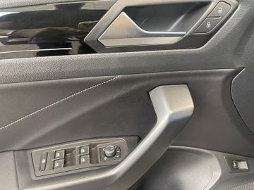 T-Roc 1.5 TSI R-Line R-Line IQLight ACC AHK AUT – Bild 9