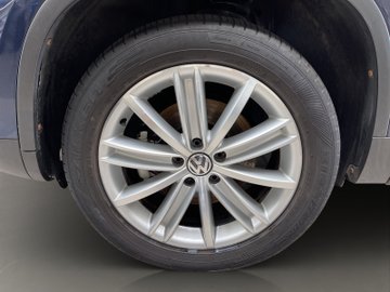 Tiguan 2.0 TSI 4Motion Sport & Style DCC AHK AUT – Bild 8