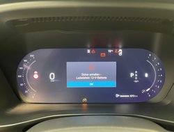 XC40 B4 Plus Dark ACC AHK AUT Kam. Navi Virtual