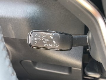 Karoq 1.5 TSI ACT Tour ACC AHK AUT Kam. Navi LED – Bild 9