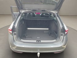 Superb Combi 2.0 TDI W Sportline DCC ACC AHK AUT