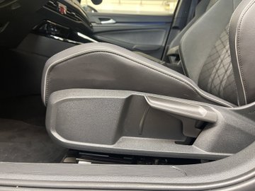 Golf VIII 1.5 eTSI R-Line IQLight ACC AHK – Bild 10