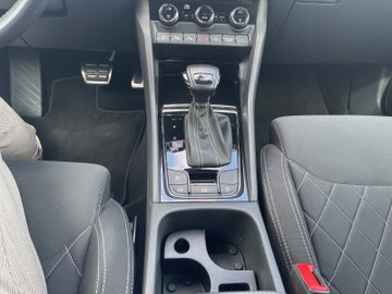 Karoq 1.5 TSI ACT Sportline DCC ACC AUT Navi LED – Bild 13
