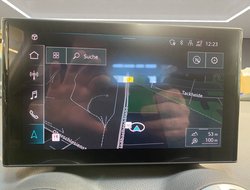 Q2 35 1.5 TFSI advanced ACC AHK AUT Kam. Navi LM