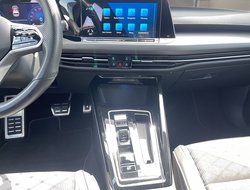 Golf VIII 1.5 eTSI R-Line R-Line IQLight ACC AHK