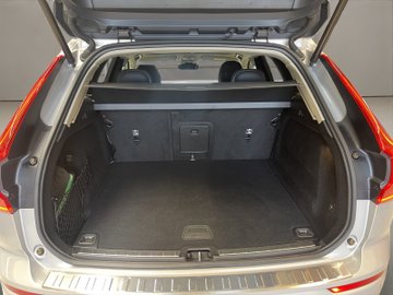 XC60 B4 (Diesel) Momentum Pro AHK AUT Kam. Navi – Bild 17