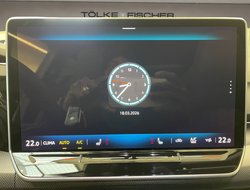 Golf VIII Variant 2.0 TSI 4Motion W R-Line Pano