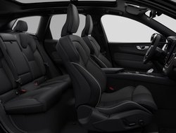 XC60 T8 AWD Plus Black Edition 455PS !!GEWERBE!!