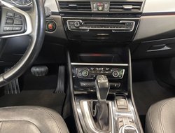 220i Gran Tourer Advantage AUT Leder Navi PDC