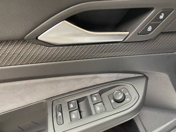 Golf VIII 1.5 eTSI R-Line R-Line IQLight ACC AHK – Bild 9