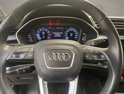 Q3 40 2.0 TFSI quattro S-Line S-line ACC AUT LED