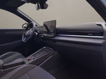 T-Roc eTSI DSG Black Style R-Line ACC LM – Bild 19