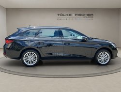 Leon Sportstourer 1.5 HYBRID Road Edition ACC AUT