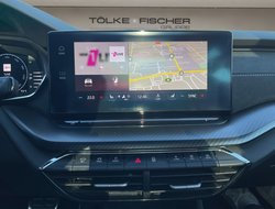 Octavia Combi 2.0 TDI RS DCC ACC AHK AUT Navi LM