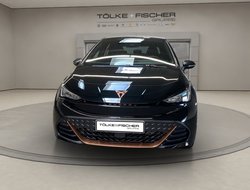 Born 170 (60kWh) ACC AUT Kam. Navi Sportp. LED