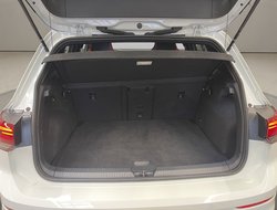 Golf VIII 2.0 TSI GTI ACC AHK AUT Kam. Navi Pano