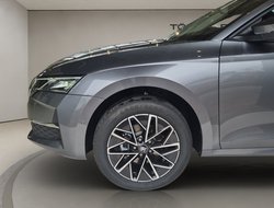 Octavia Combi 2.0 TDI DSG Balance ACC AHK Nav HUD