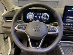 T-Roc Life 1.5 l eTSI OPF  DSG ACC AHK AUT Kam.