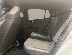 ID.5 Pro Performance W Pano IQLight ACC AHK AUT