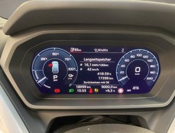 Q4 e-tron 40 e-tron AUT Standh. Virtual KlimaA.